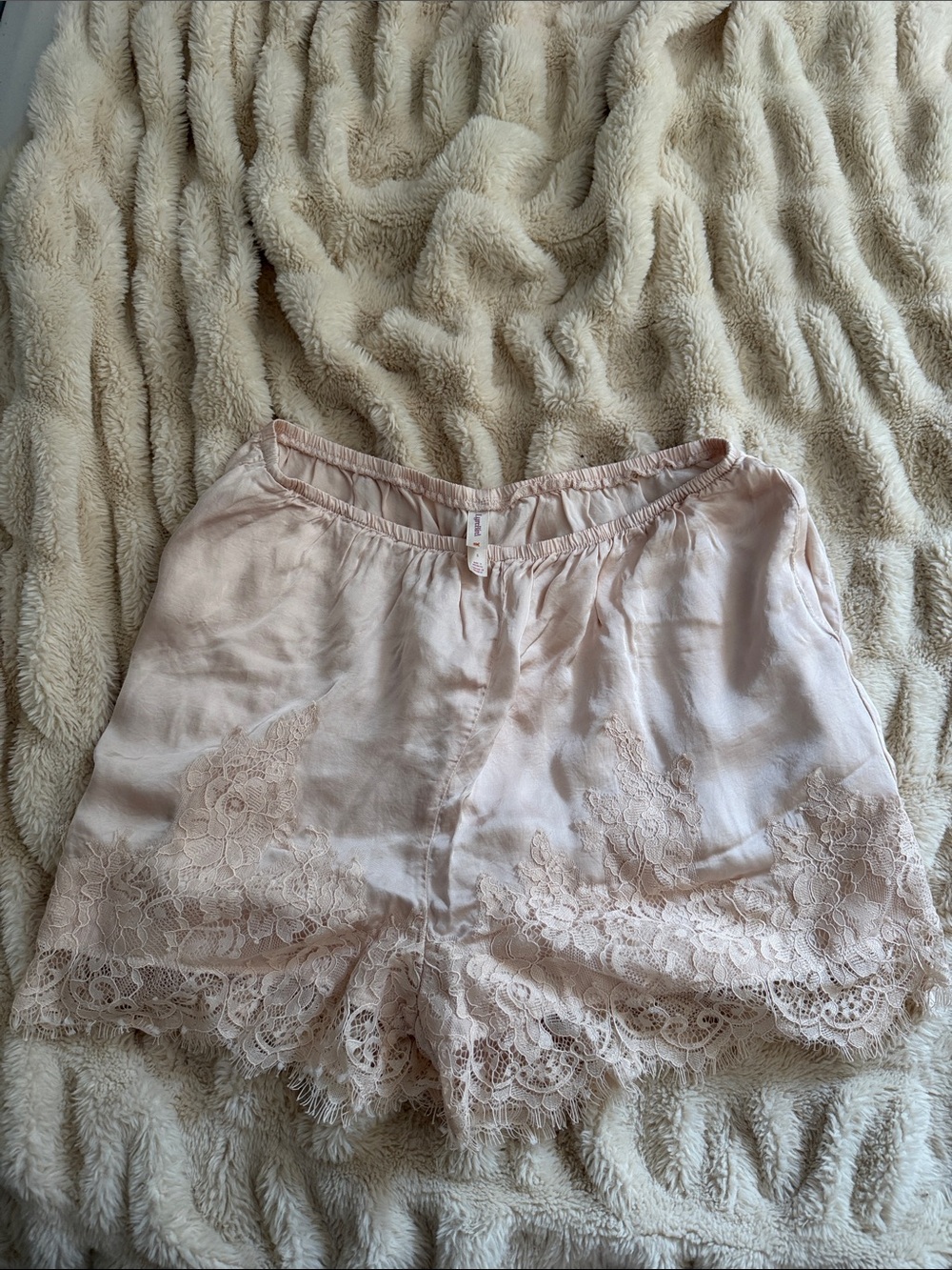 Women's Lace-Trim Satin Skort Shorts in Blush